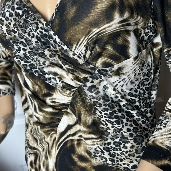 Faux wrap leopard print blouse,ruching ,Surplice ,Y2K, animal print,Canada made - Picture 6 of 14